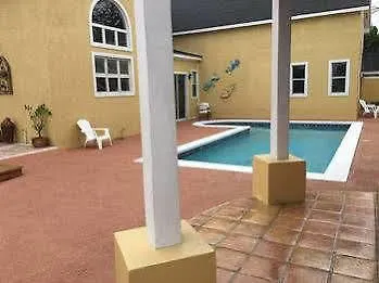 Guest house Brownstone 1 Hotel Nassau